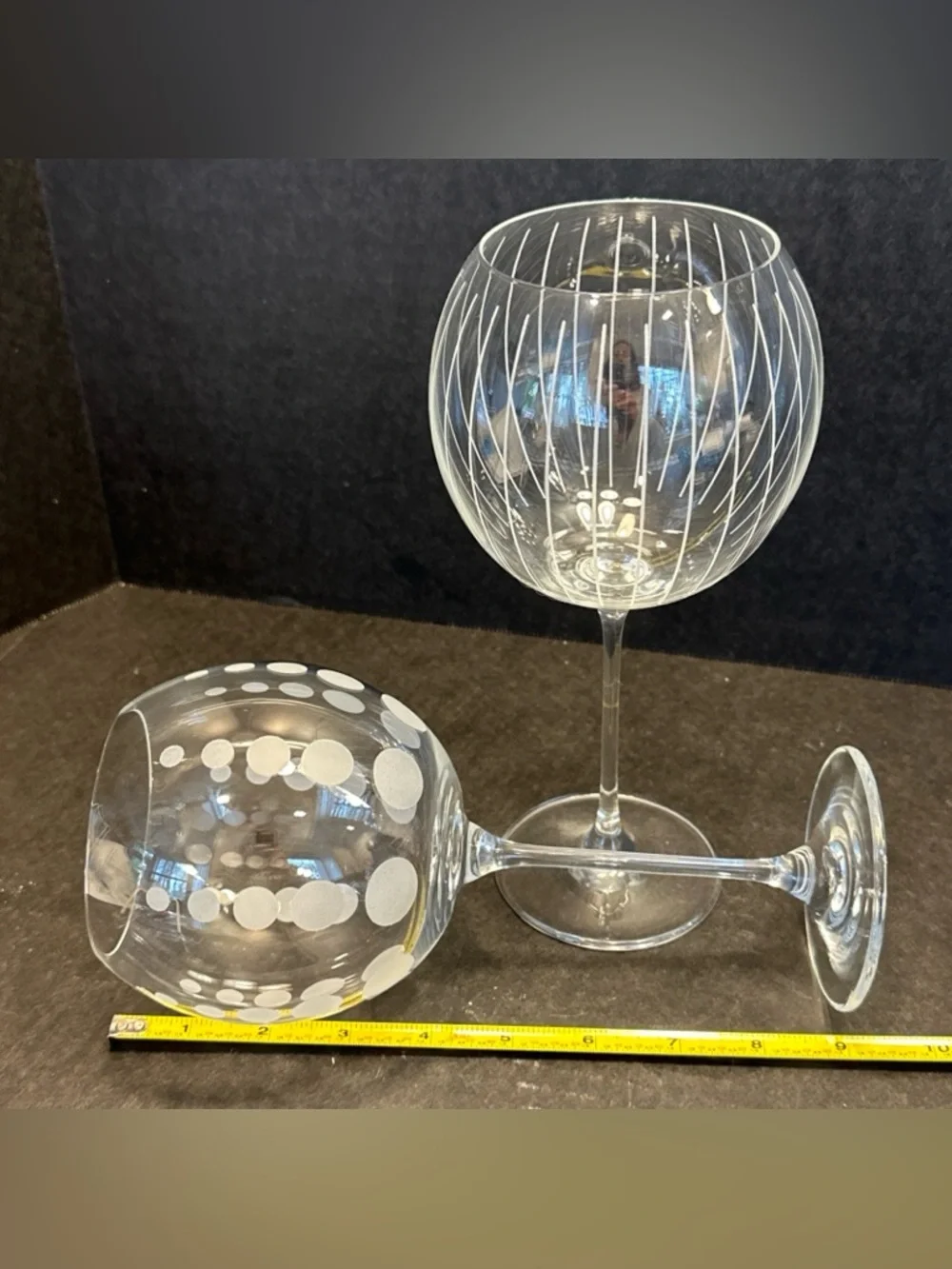 Mikasa Cheers Balloon Wine Etched Glasses Set of 2 Bubble Dot & Vertical Stripe